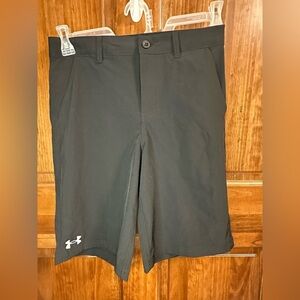 Boys Under Armour Black Button Shorts size 16